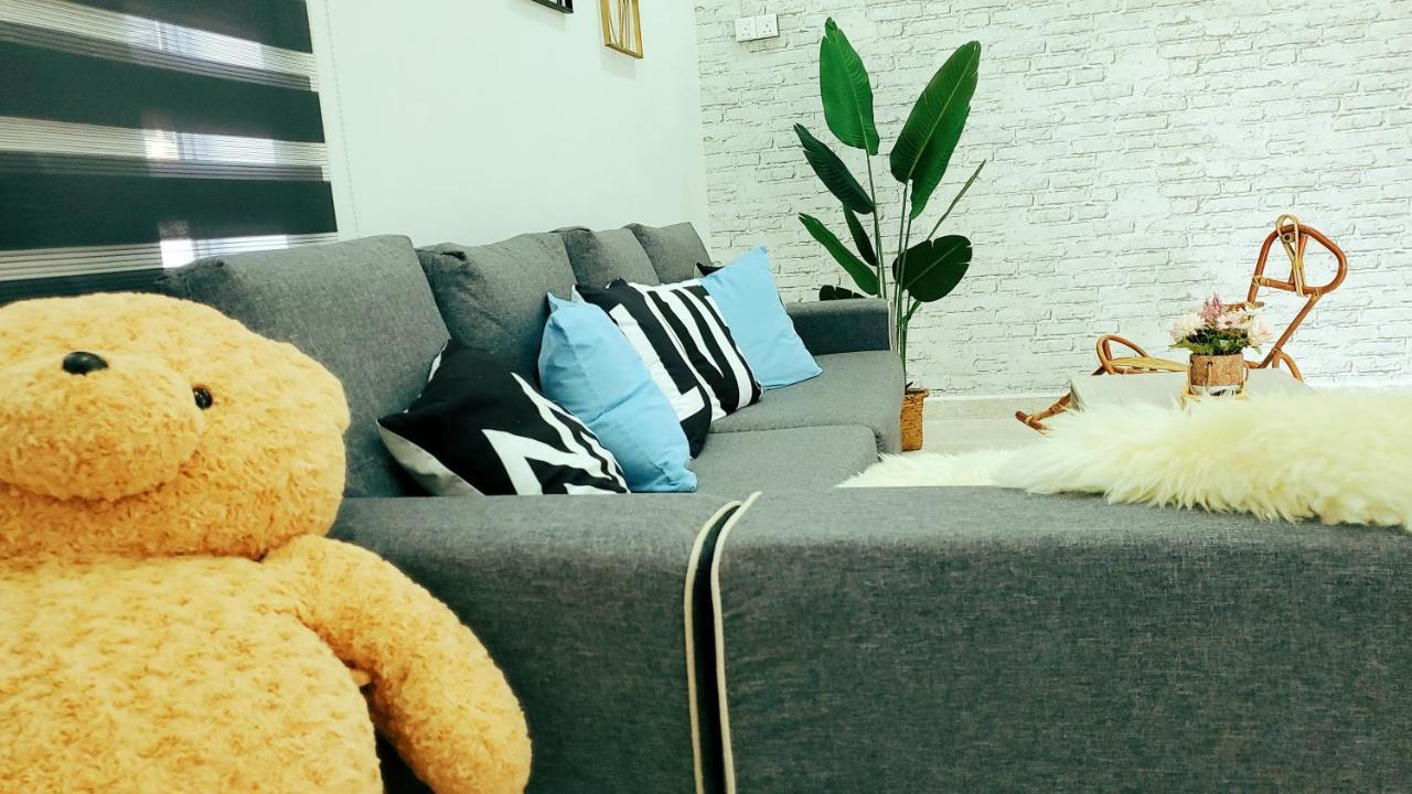 Cozy 3 Bedroom 6-9pax By Empire * Ipoh